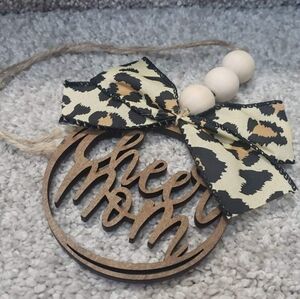 Cheer mom laster engraved car charm / Christmas ornament